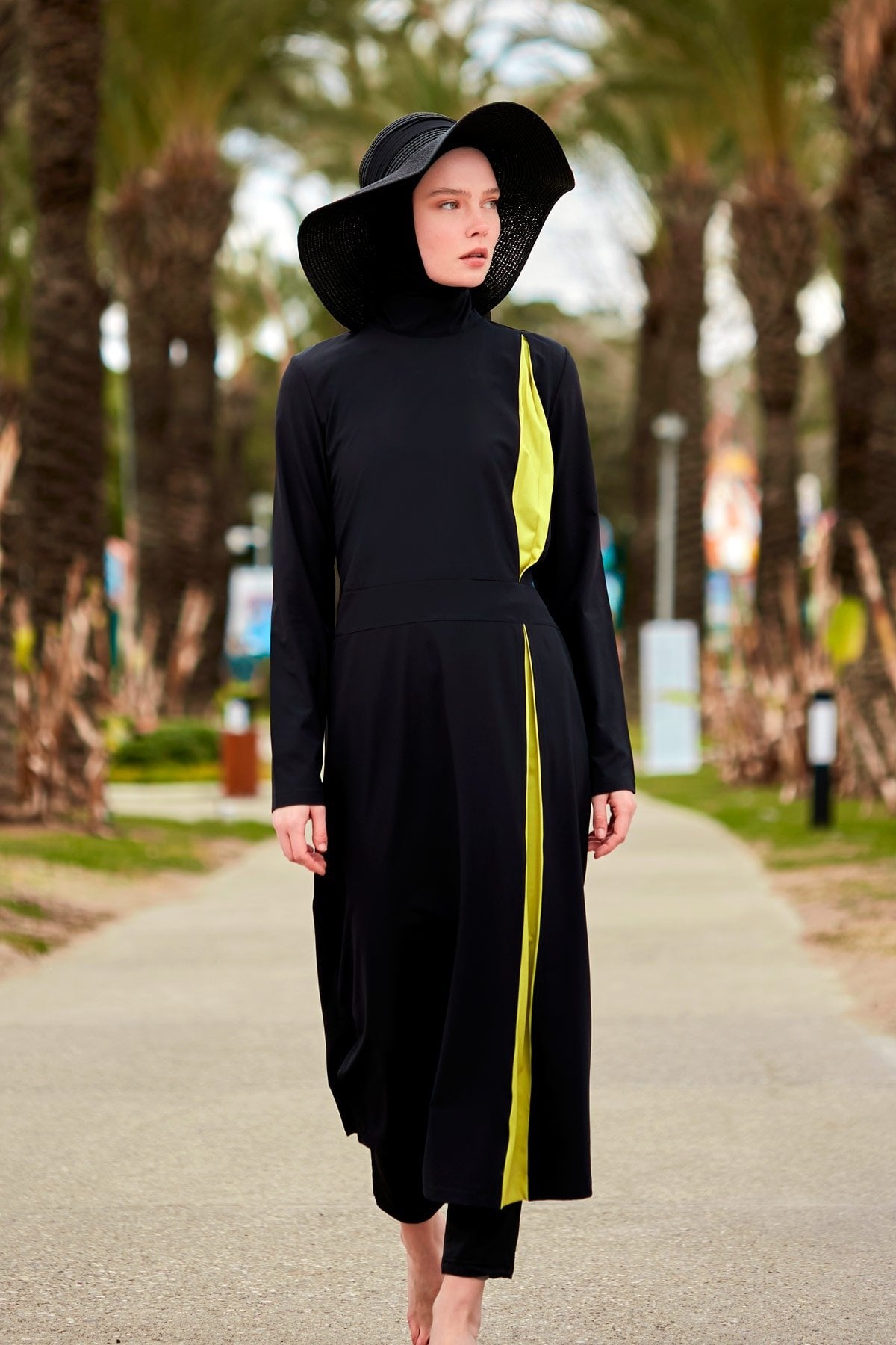 Parachute Black Fully Covered Hijab Swimsuit Burkini